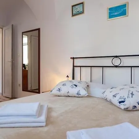 Apartament Dos Palmas *