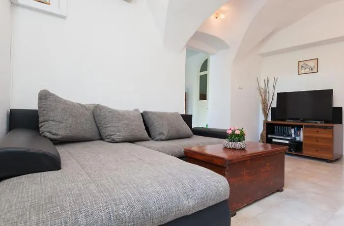 Dos Palmas Apartment